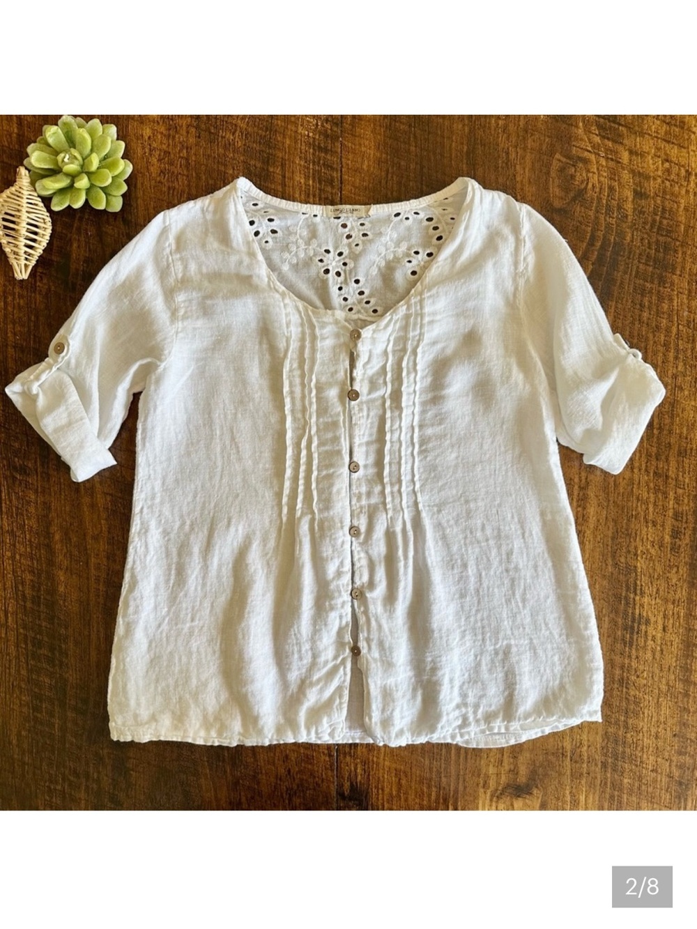 Lungo L'Arno | Italian Linen Button Down
Blouse with Eyelet & Tab Sleeves